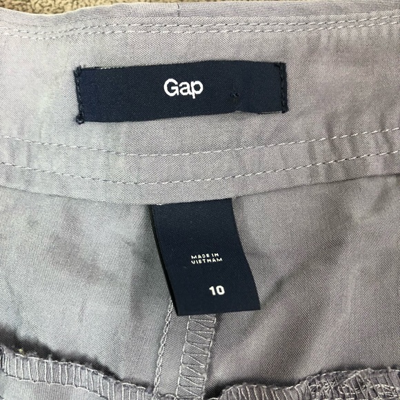 GAP pleated front silk feel dress shorts Sz 10 - Picture 4 of 5